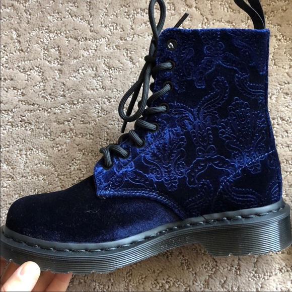 New! Dr Martens Combat Blue Embossed Velvet - Picture 3 of 7